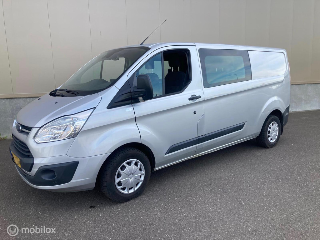 Ford Transit Custom 2.0 TDCI L2H1 DC EUR 5999,- +21% BTW/ TAX 17