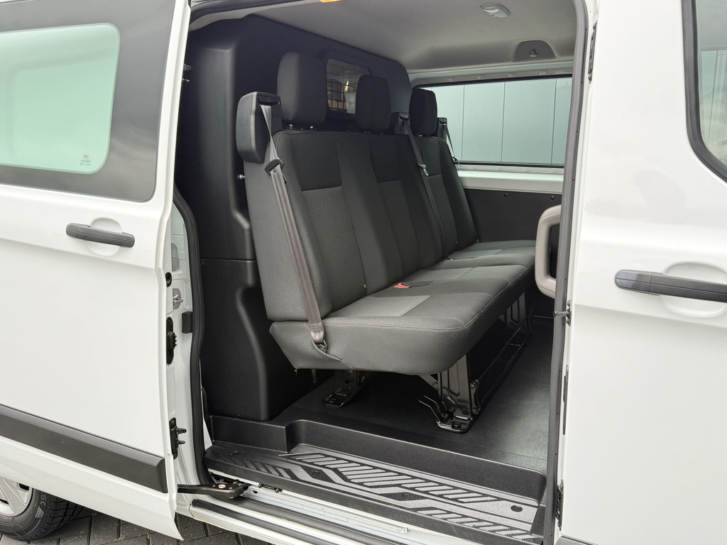 Ford Transit Custom 2.0 TDCI / L2H1 / DUBBELE CABINE / 1e EIG. / INRICHTING / TREKHAAK / CAMERA / 6-PERS. 10