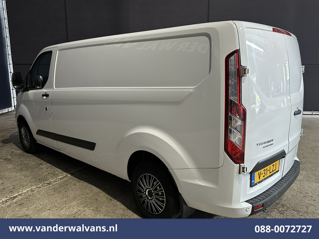 Ford Transit Custom 2.0 TDCI L2H1 Euro6 Airco | Camera | Cruisecontrol | Navigatie | Stoelverwarming Parkeersensoren, LED, Bijrijdersbank, 2800kg trekvermogen 12
