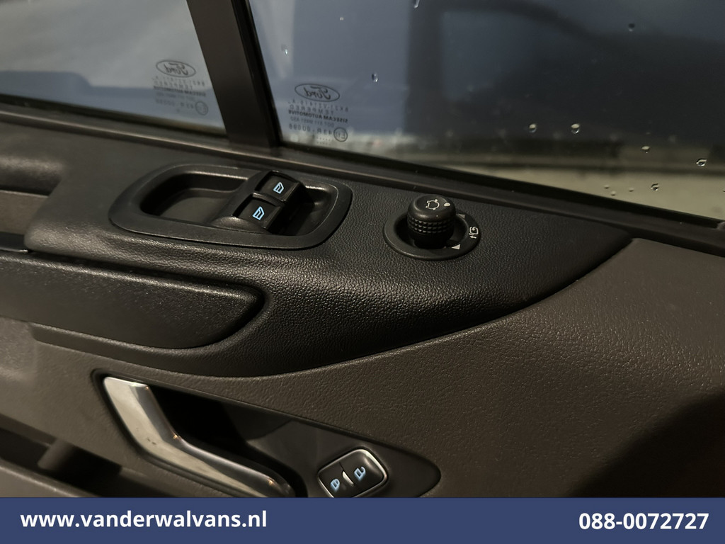 Ford Transit Custom 2.0 TDCI L2H1 Euro6 Airco | Camera | Cruisecontrol | Navigatie | Stoelverwarming Parkeersensoren, LED, Bijrijdersbank, 2800kg trekvermogen 20