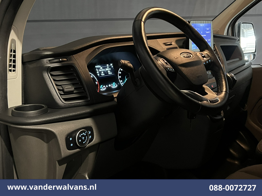 Ford Transit Custom 2.0 TDCI L2H1 Euro6 Airco | Camera | Navigatie | Apple Carplay | LED | Cruisecontrol Verwarmde voorruit, Parkeersensoren, Bijrijdersbank, 2800kg trekvermogen 18