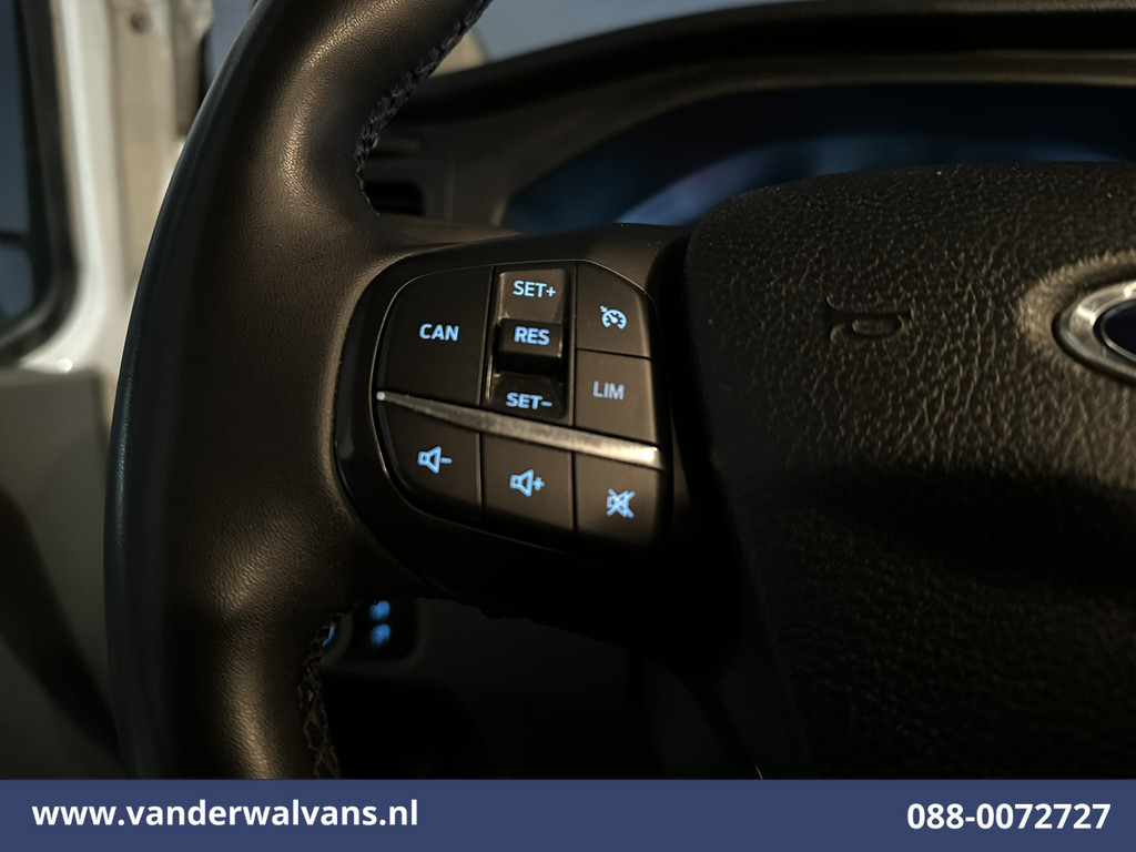 Ford Transit Custom 2.0 TDCI L2H1 Euro6 Airco | Camera | Navigatie | LED | Apple Carplay | Cruisecontrol Android Auto, Verwarmde voorruit, Parkeersensoren, Bijrijdersbank, 2670kg trekvermogen 10
