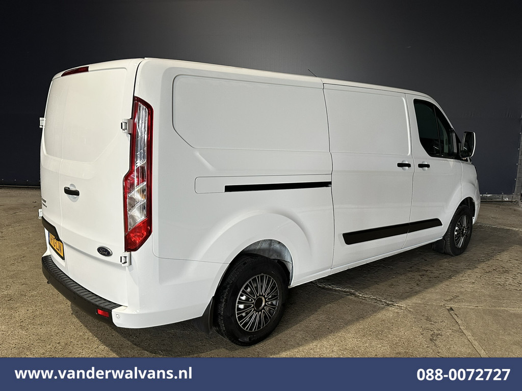 Ford Transit Custom 2.0 TDCI L2H1 Euro6 Airco | Camera | Navigatie | LED | Apple Carplay | Cruisecontrol Android Auto, Verwarmde voorruit, Parkeersensoren, Bijrijdersbank, 2670kg trekvermogen 16