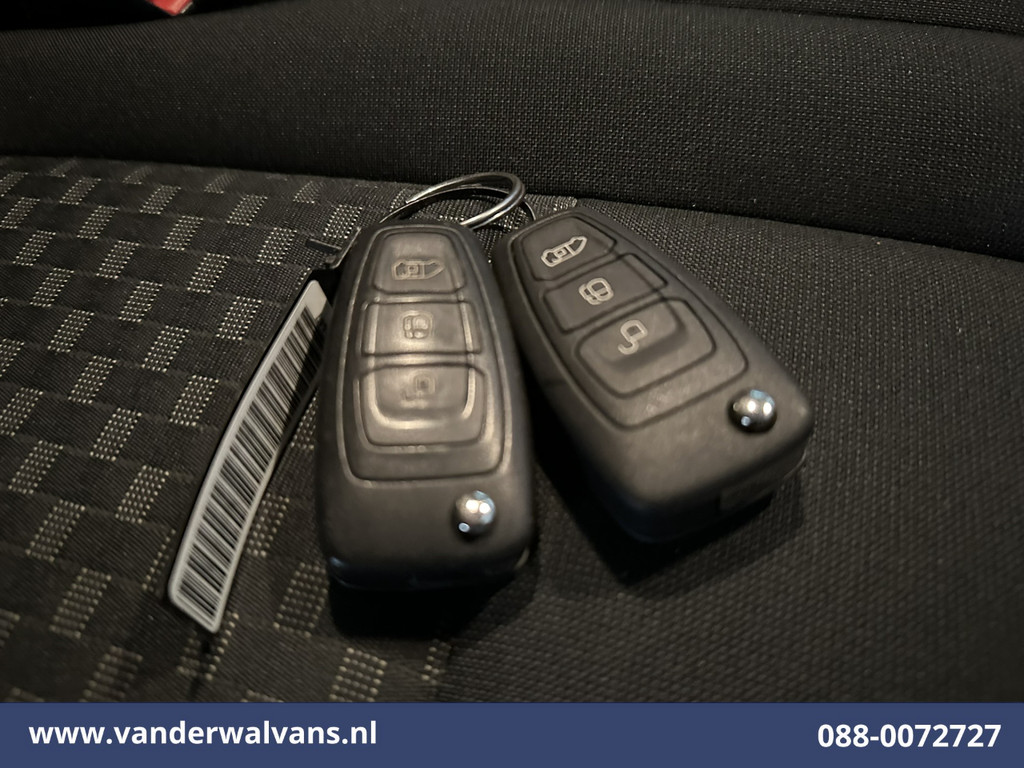 Ford Transit Custom 2.0 TDCI L2H1 Euro6 Airco | Camera | Navigatie | LED | Apple Carplay | Cruisecontrol Android Auto, Verwarmde voorruit, Parkeersensoren, Bijrijdersbank, 2670kg trekvermogen 20
