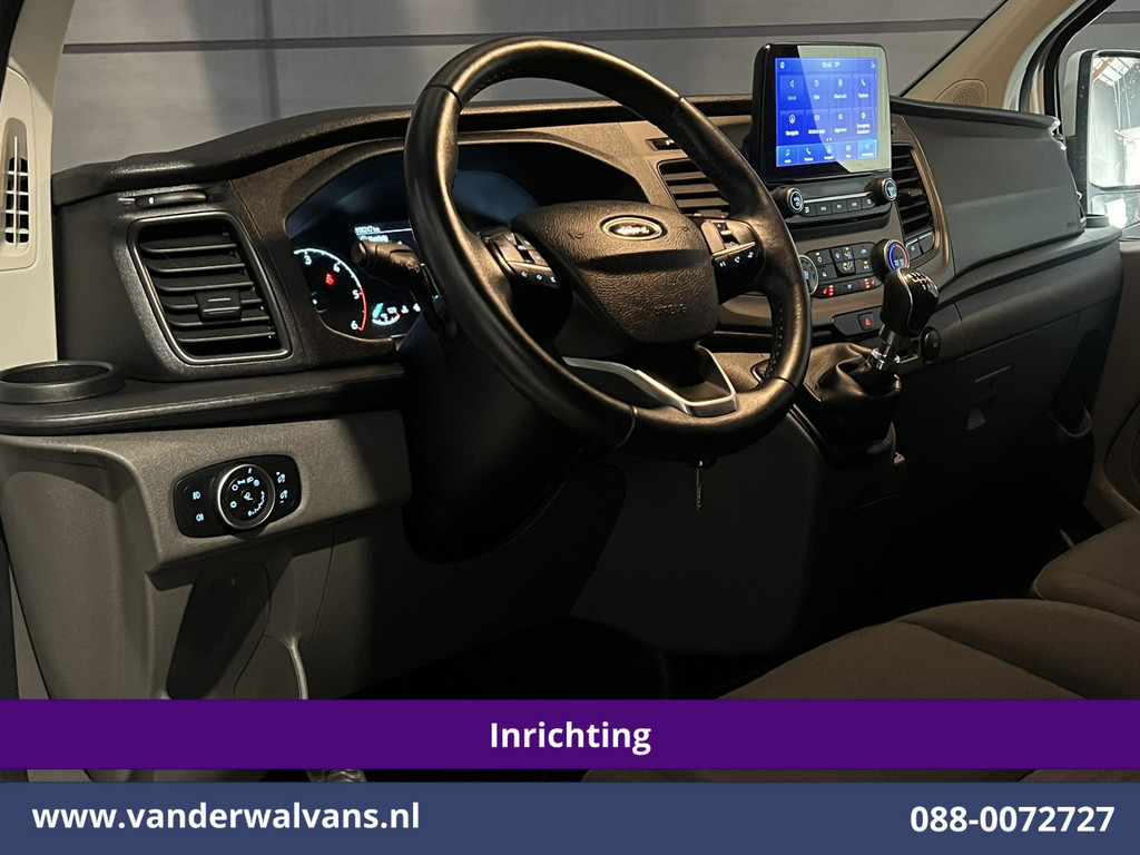 Ford Transit Custom 2.0 TDCI L2H1 Euro6 Airco | Navigatie | Camera | LED | Cruisecontrol | Android Auto Parkeersensoren, Verwarmde voorruit, Stoelverwarming, Bijrijdersbank, 2800kg trekvermogen 18