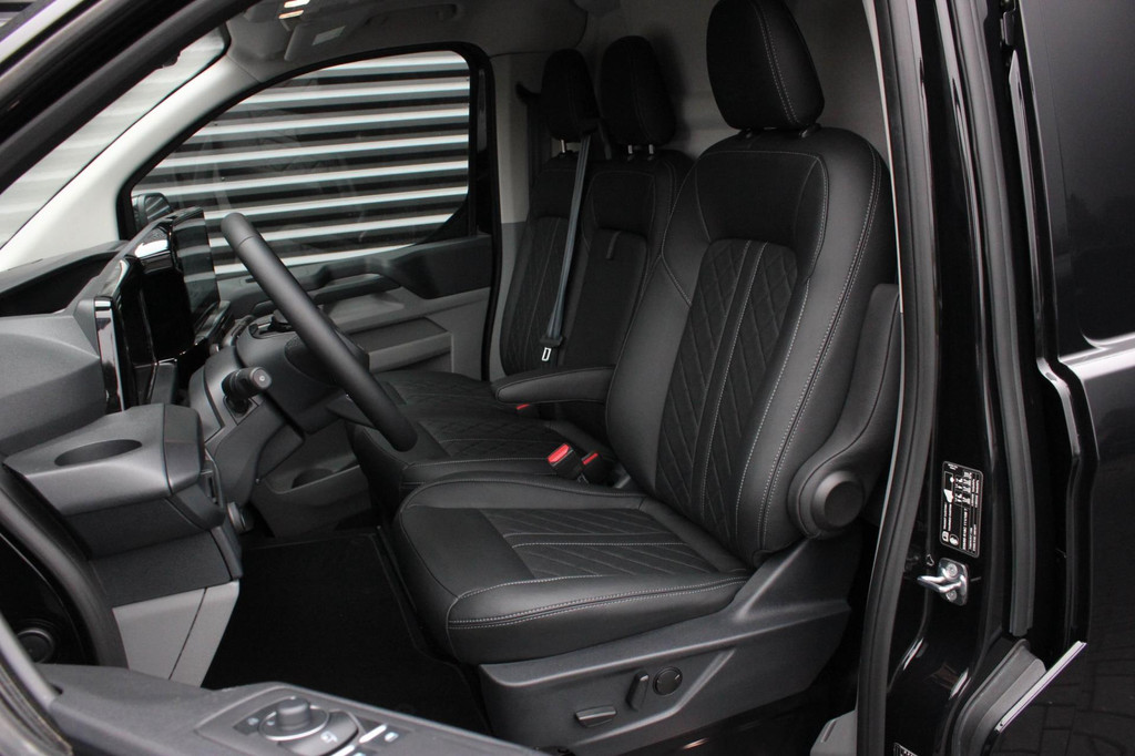 Ford Transit Custom 2.0 TDCI L2H1 Sport 170PK JB- EDITION / DRIVER ASSISTANCE PACK / 3- ZITS / MY2024 / CAMERA /FULL BLACK OPTIONS 16