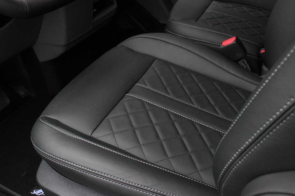 Ford Transit Custom 2.0 TDCI L2H1 Sport 170PK JB- EDITION / DRIVER ASSISTANCE PACK / 3- ZITS / MY2024 / CAMERA /FULL BLACK OPTIONS 18