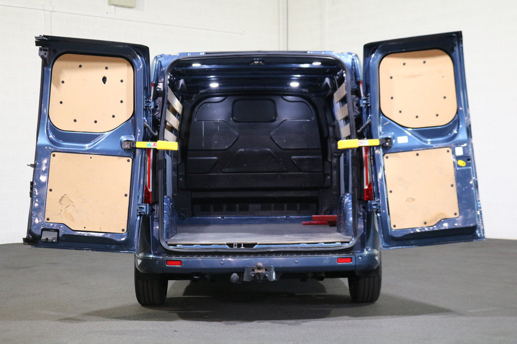 Ford Transit Custom 2.0 TDCI L2 H1 Sport Automaat 11