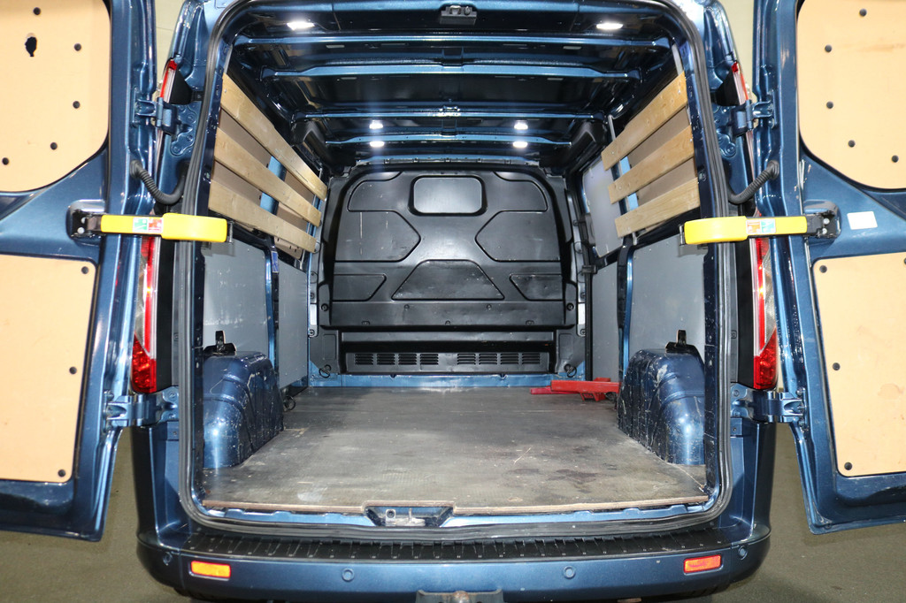 Ford Transit Custom 2.0 TDCI L2 H1 Sport Automaat 14