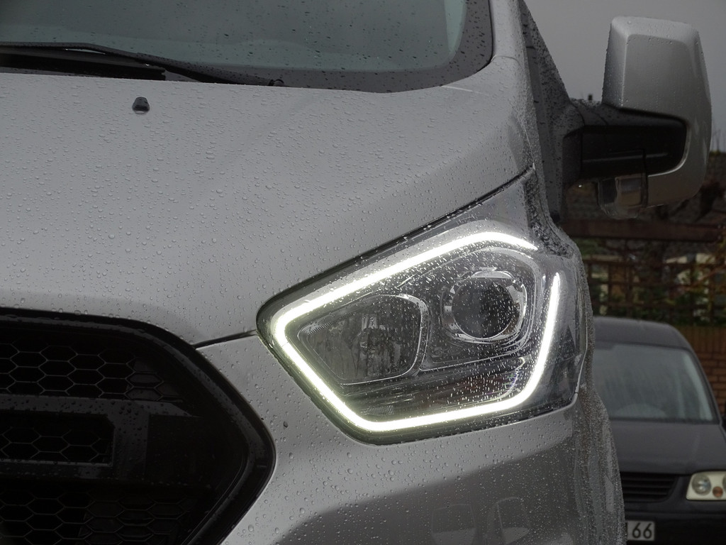 Ford Transit Custom 2.0 TDCI L2H1 TRAIL UITVOERING 13