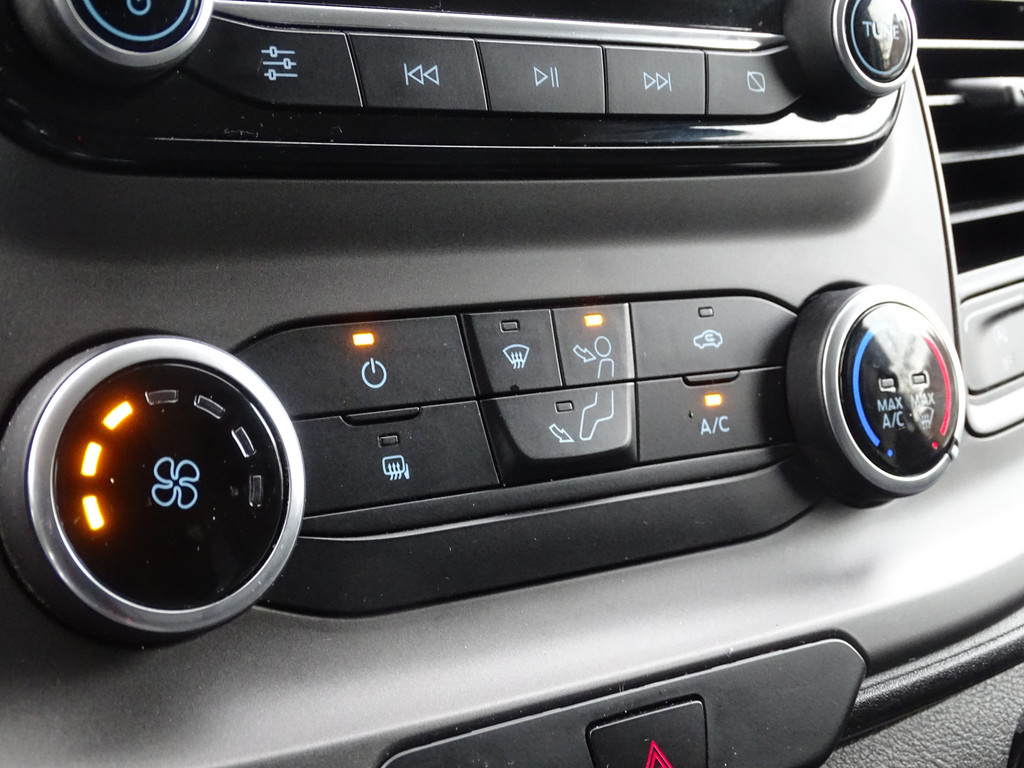 Ford Transit Custom 2.0 TDCI L2H1 TRAIL UITVOERING 17