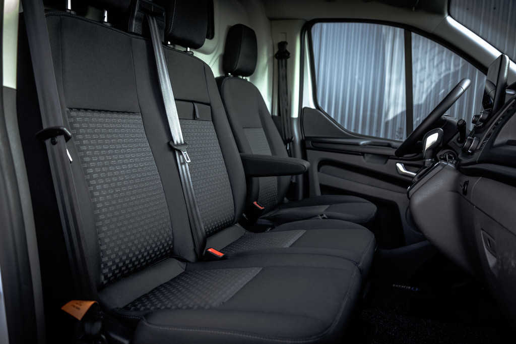 Ford Transit Custom 2.0 TDCI L2H1 Trend | 130 PK | Automaat | Carplay | Camera | Cruise | Airco | 3-Zits 13