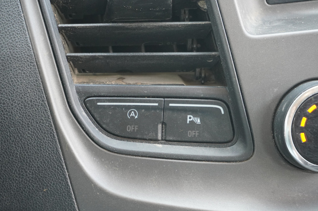 Ford Transit Custom 2.0 TDCI L2H2 Dubbel Cabine EURO 6 - Airco - Cruise - PDC - ⬠14.900,- Excl. 12