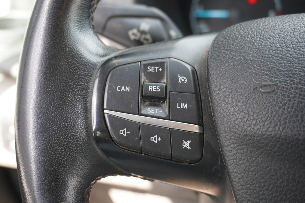 Ford Transit Custom 2.0 TDCI L2H2 Dubbel Cabine EURO 6 - Airco - Cruise - PDC - ⬠14.900,- Excl. 13