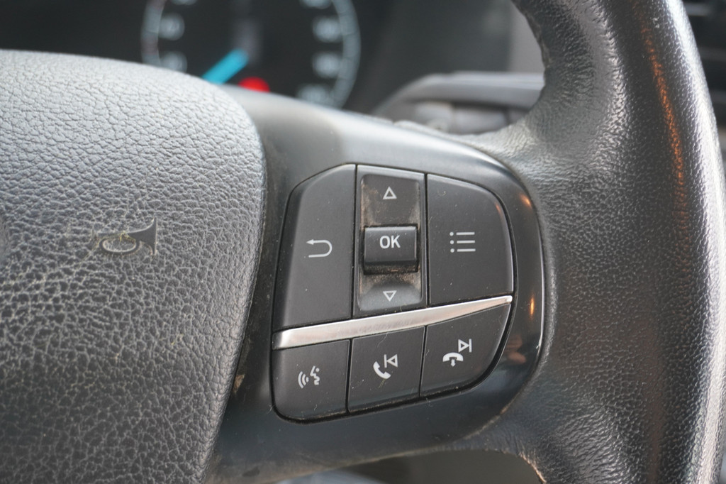 Ford Transit Custom 2.0 TDCI L2H2 Dubbel Cabine EURO 6 - Airco - Cruise - PDC - ⬠14.900,- Excl. 14