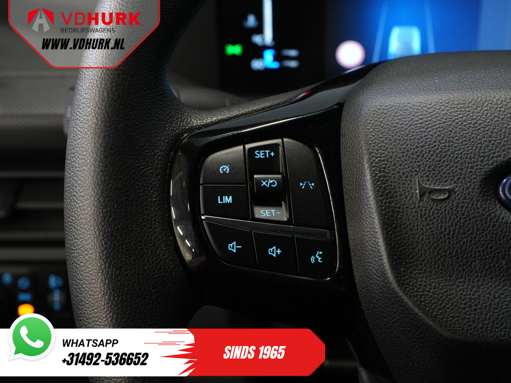 Ford Transit Custom 2.0 TDCI L2 Trend LED/ Carplay/ Camera/ Climate/ PDC/ Cruise/ DAB 18