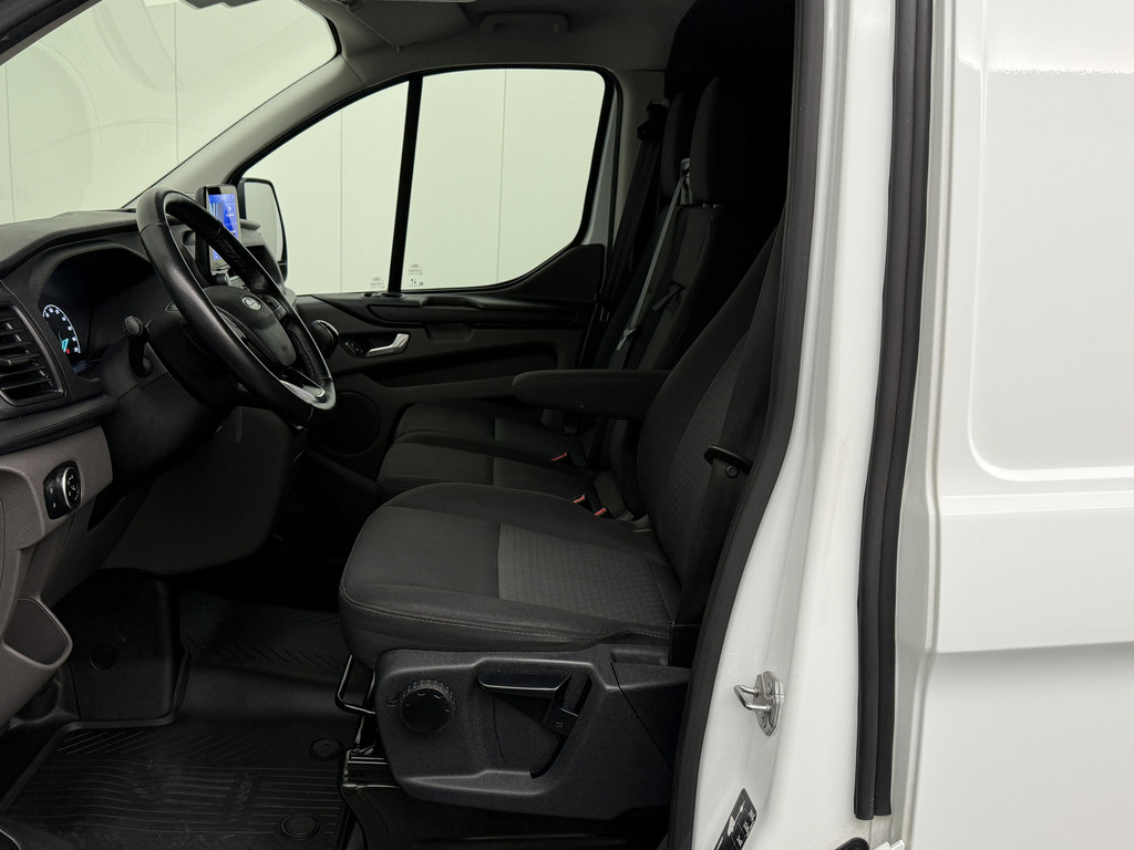 Ford Transit Custom 2.0TDCI Navigatie | Camera | Multimedia | 3-Persoons | Airco | Cruise | 2500Kg Trekhaak 20