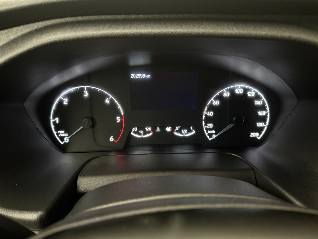 Ford Transit Custom 2.0TDCI Navigatie | Camera | Multimedia | 3-Persoons | Airco | Cruise | 2500Kg Trekhaak 9