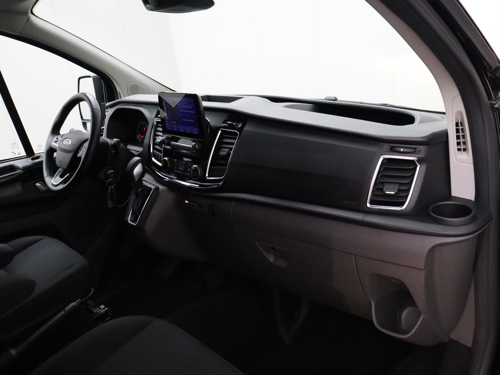 Ford Transit Custom 2.0TDCi 130PK Automaat Dubbele Cabine Limited | Navigatie | Camera | 2xSchuifdeur | Trekhaak | Airco | Cruise 20