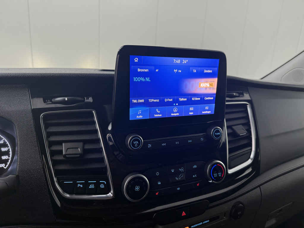 Ford Transit Custom 2.0TDCi 130PK Automaat Limited | Achterdeuren | Navigatie | Multimedia | Airco | Cruise | 3-Zits 17