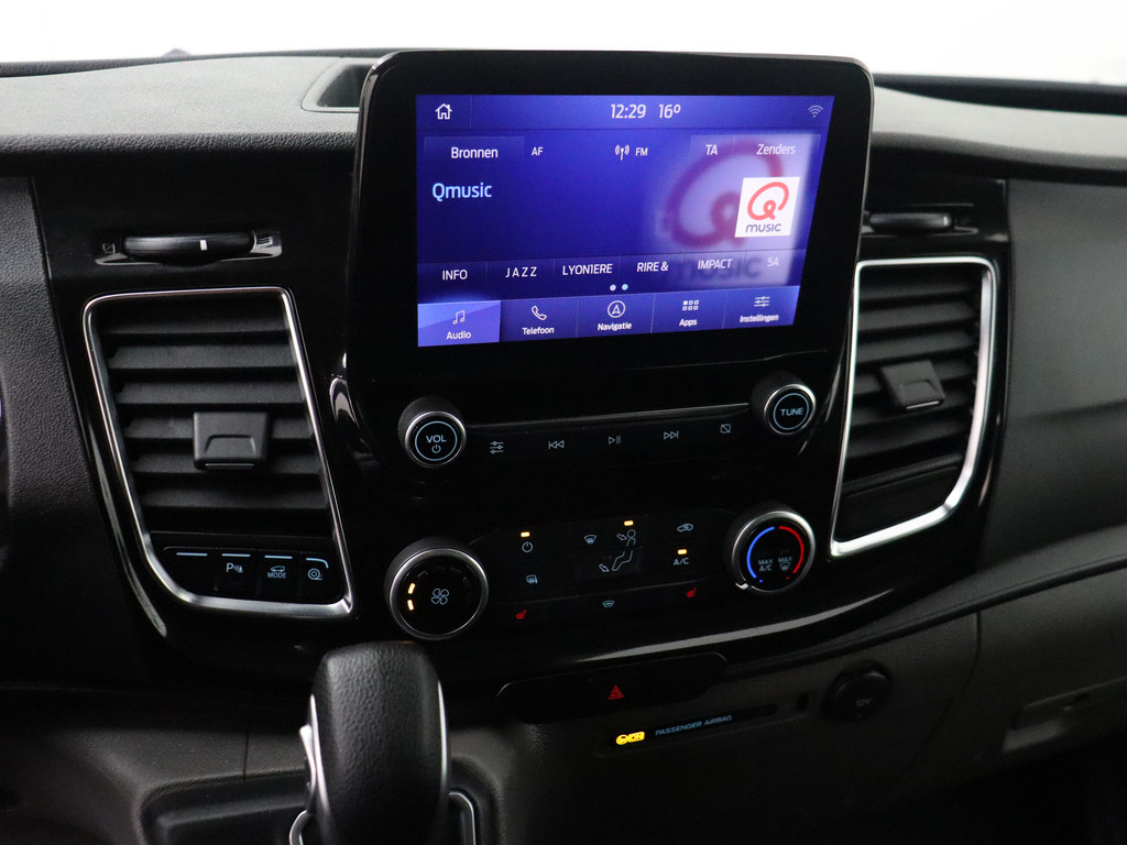 Ford Transit Custom 2.0TDCi 130PK Automaat Limited | Imperiaal | Trekhaak | Navigatie | Camera | Airco | Cruise | 3-Persoons 16