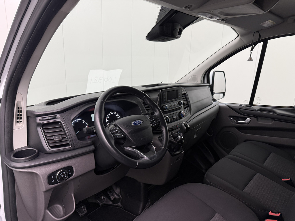 Ford Transit Custom 2.0TDCi 130PK Lang | 2800Kg Trekgewicht | Airco | Cruise | 3-Zits | Betimmering 3