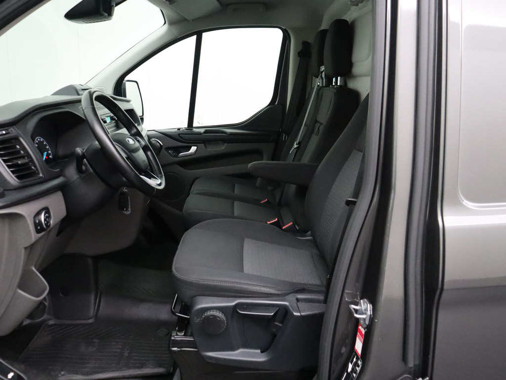 Ford Transit Custom 2.0TDCi 130PK Lang Achterdeuren | Airco | Cruise | 3-Persoons | Trekhaak 17