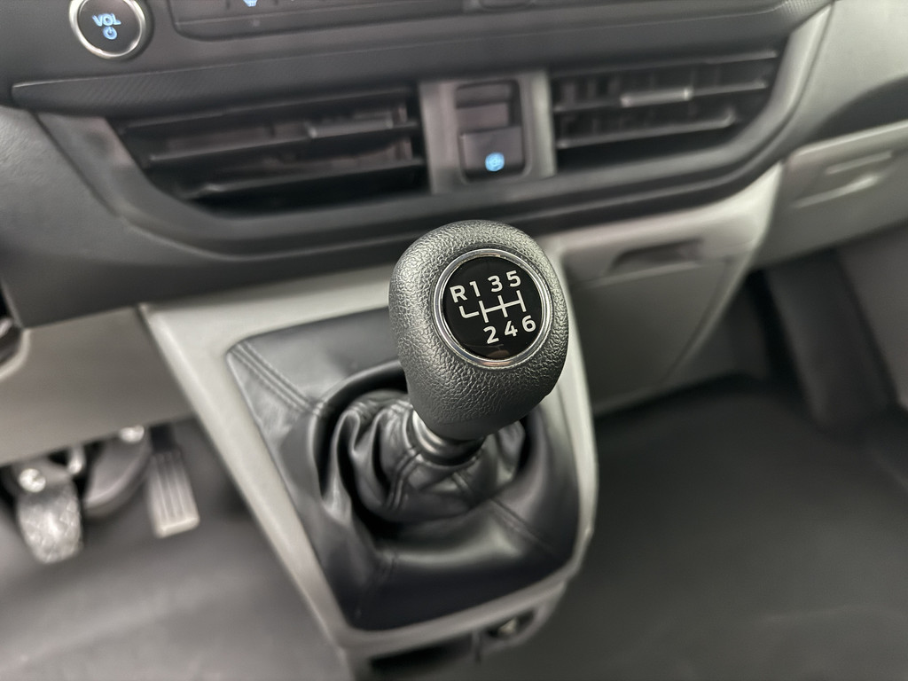 Ford Transit Custom 2.0TDCi 136PK Business | Digital Cockpit | Achterdeuren | Multimedia | Airco | 3-Zits | Cruise 16