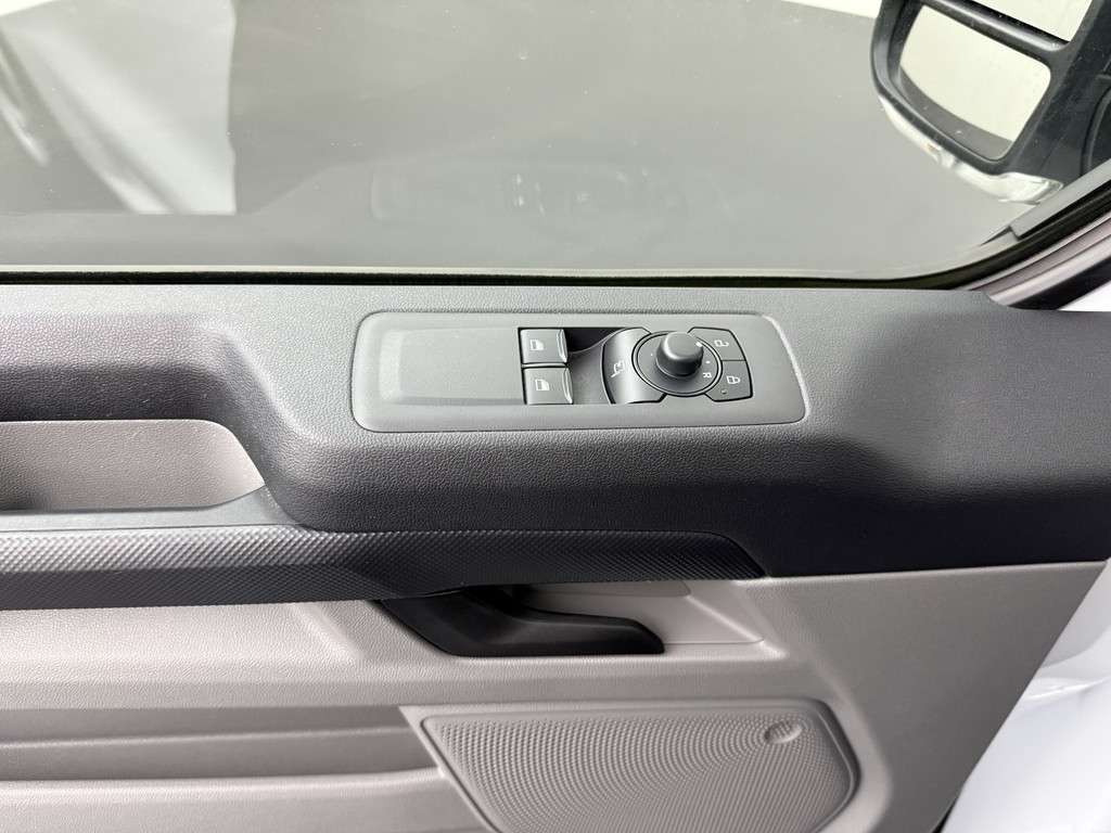Ford Transit Custom 2.0TDCi 136PK Business | Digital Cockpit | Multimedia | Airco | Cruise | 3-Zits | Betimmering 8