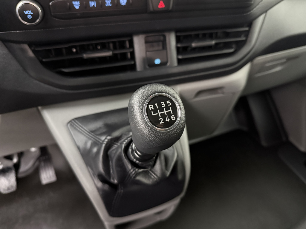 Ford Transit Custom 2.0TDCi 136PK Business | Digital Cockpit | Multimedia | Airco | Cruise | Achterdeuren 16