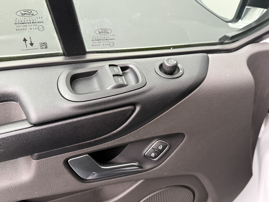 Ford Transit Custom 2.0TDCi | Airco | Cruise | 3-Persoons | Betimmering 8