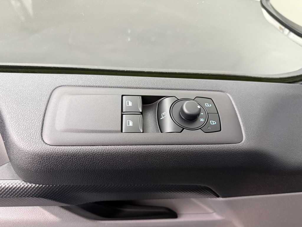 Ford Transit Custom 2.0TDCi Business | Digital | Multimedia | Camera | Airco | Cruise | 3-Zits 8