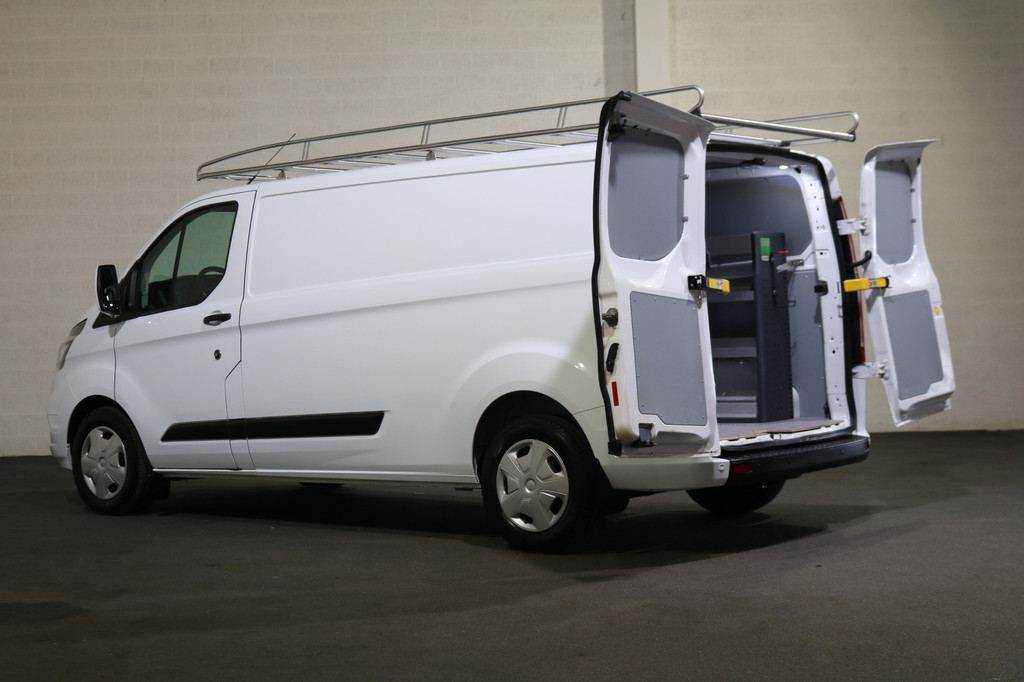 Ford Transit Custom 2.0 TDci 130pk L2 H1 Trend Automaat Inrichting 12