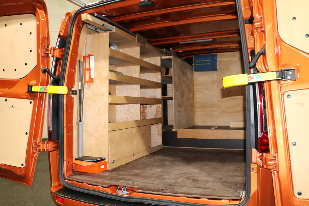 Ford Transit Custom 2.0 TDci 185pk L2 H1 Sport Imperiaal 19