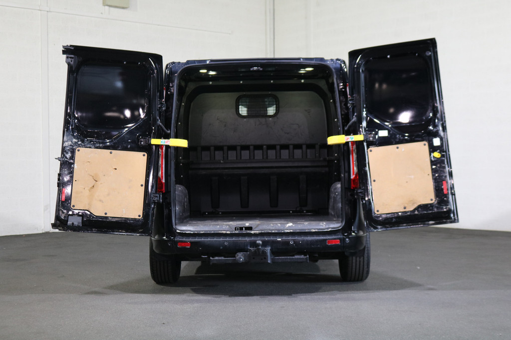 Ford Transit Custom 2.0 TDci L2 H1 DC Limited 11