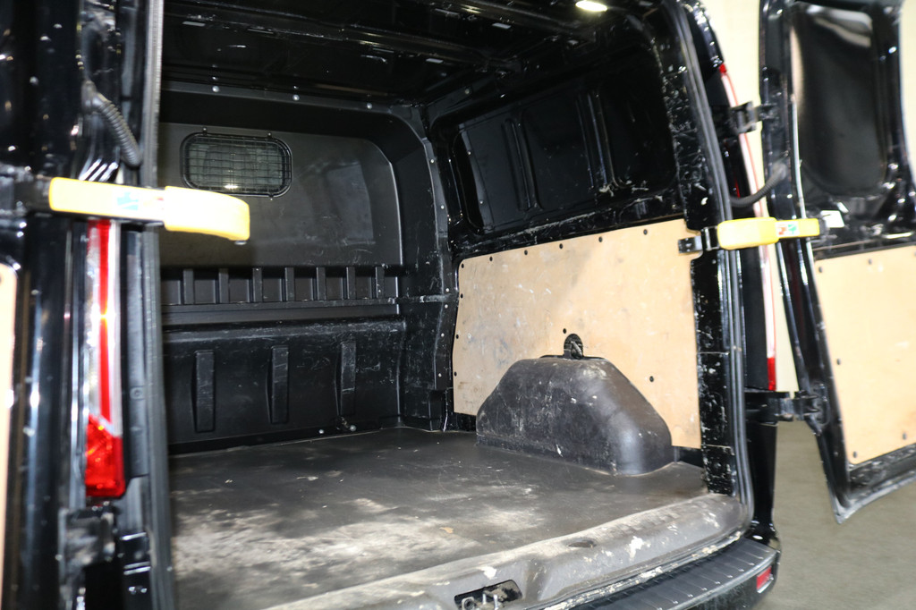 Ford Transit Custom 2.0 TDci L2 H1 DC Limited 13