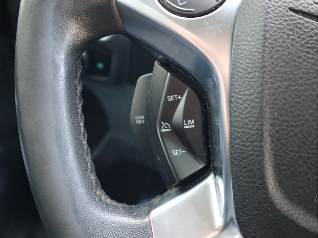 Ford Transit Custom 2.2 TDCI 101pk - Airco - Cruise - Trekhaak - Stoelverwarming 14