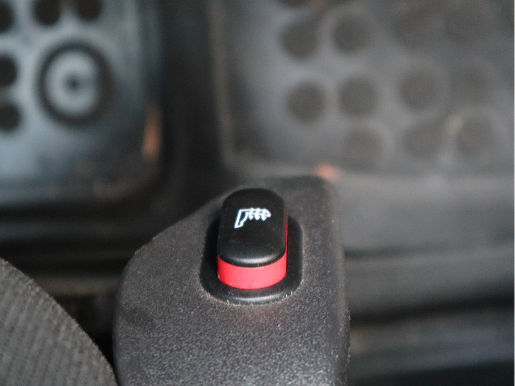 Ford Transit Custom 2.2 TDCI 101pk - Airco - Cruise - Trekhaak - Stoelverwarming 16