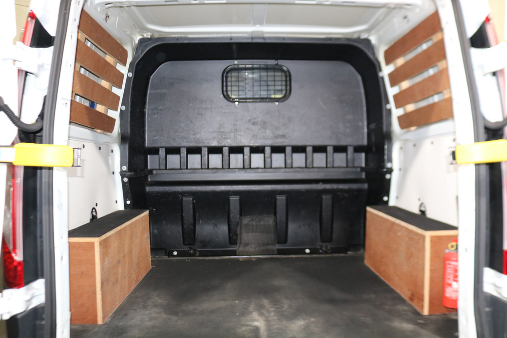 Ford Transit Custom 2.2 TDCI 125pk L1 H1 Trend DC Marge BTW Vrij 15