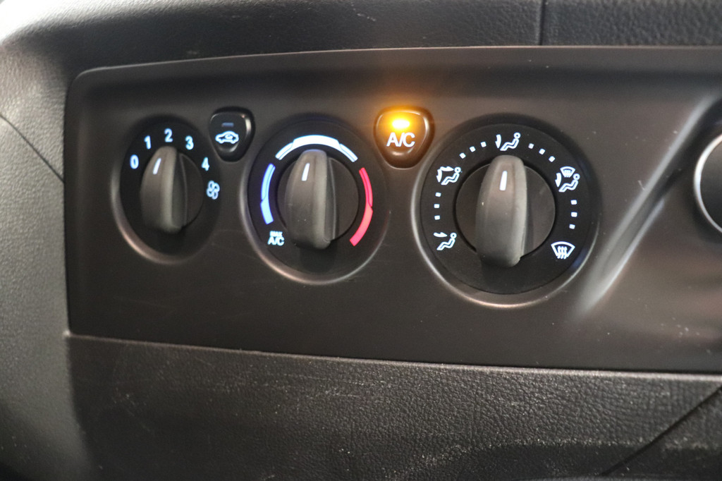 Ford Transit Custom 2.2 TDCI 155PK - Airco - Navi - Cruise - â¬6.600,- Excl. 15