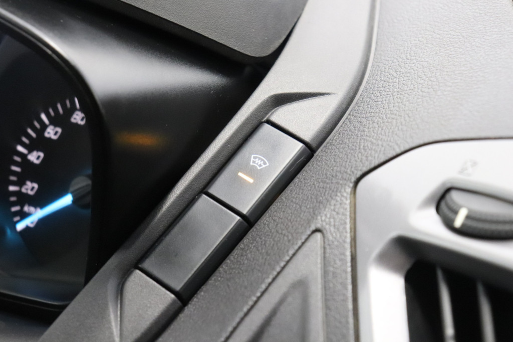 Ford Transit Custom 2.2 TDCI 155PK - Airco - Navi - Cruise - â¬6.600,- Excl. 16