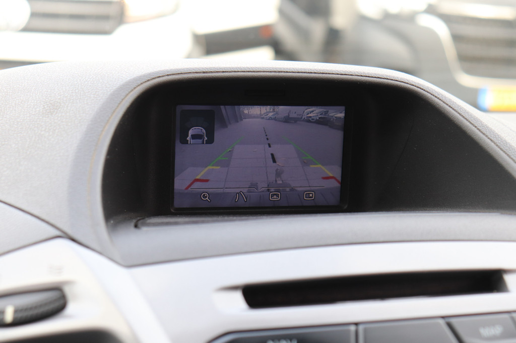 Ford Transit Custom 2.2 TDCI 155PK - Airco - Navi - Cruise - â¬6.600,- Excl. 17