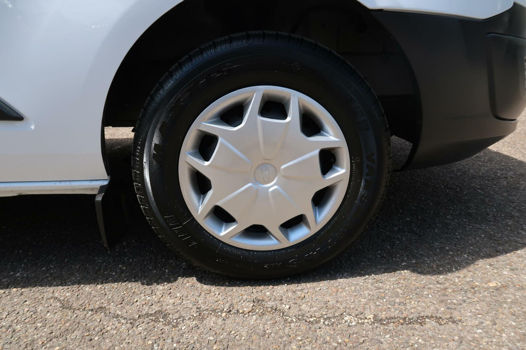 Ford Transit Custom 2.2 TDCI L1H1 | AIRCO | BIJRIJDERSBANK | TREKHAAK | IMPERIAAL 10