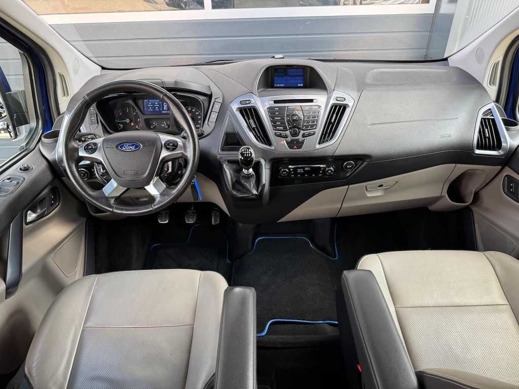 Ford Transit Custom 2.2 TDCI L2H1 Anniversary Edition DC | 2 x SCHUIF | Trekhaak | Leder | Navi | Camera | DAB-radio | 1e Eigenaar 15