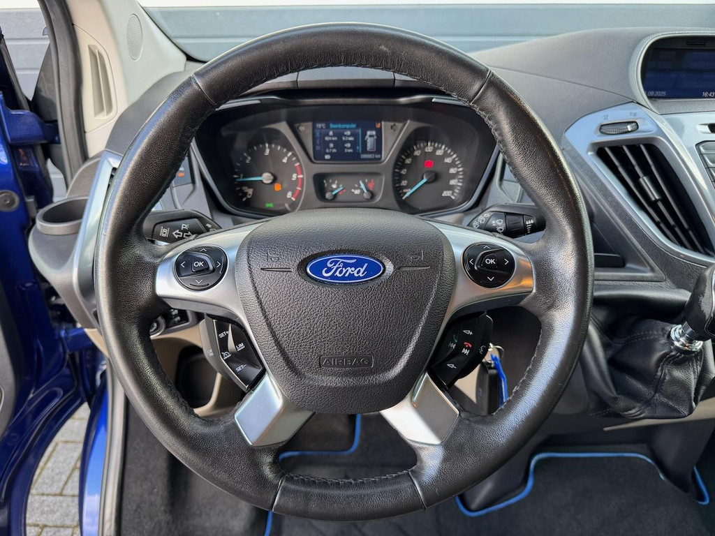 Ford Transit Custom 2.2 TDCI L2H1 Anniversary Edition DC | 2 x SCHUIF | Trekhaak | Leder | Navi | Camera | DAB-radio | 1e Eigenaar 19