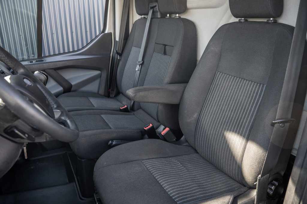 Ford Transit Custom 2.2 TDCi L2H1 | 125 PK | 3-Zits | Cruise | Airco | Trekhaak 14