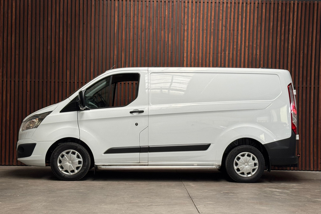 Ford Transit Custom 270 2.2 TDCI L1H1 Trend AIRCO-CRUISE-SIDEBARS-TREKHAAK-SUPERLOCK 8