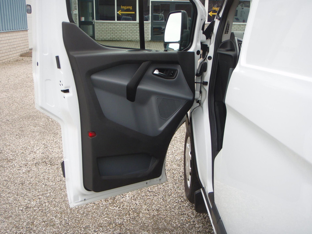 Ford Transit Custom 270 L1 Trend Stern Tec kasten in laadruimte bj 17 11