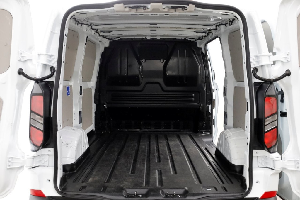 Ford Transit Custom 280 2.0 TDCI 136pk L1H1 Trend LED/Camera/Carplay 12-2023 5