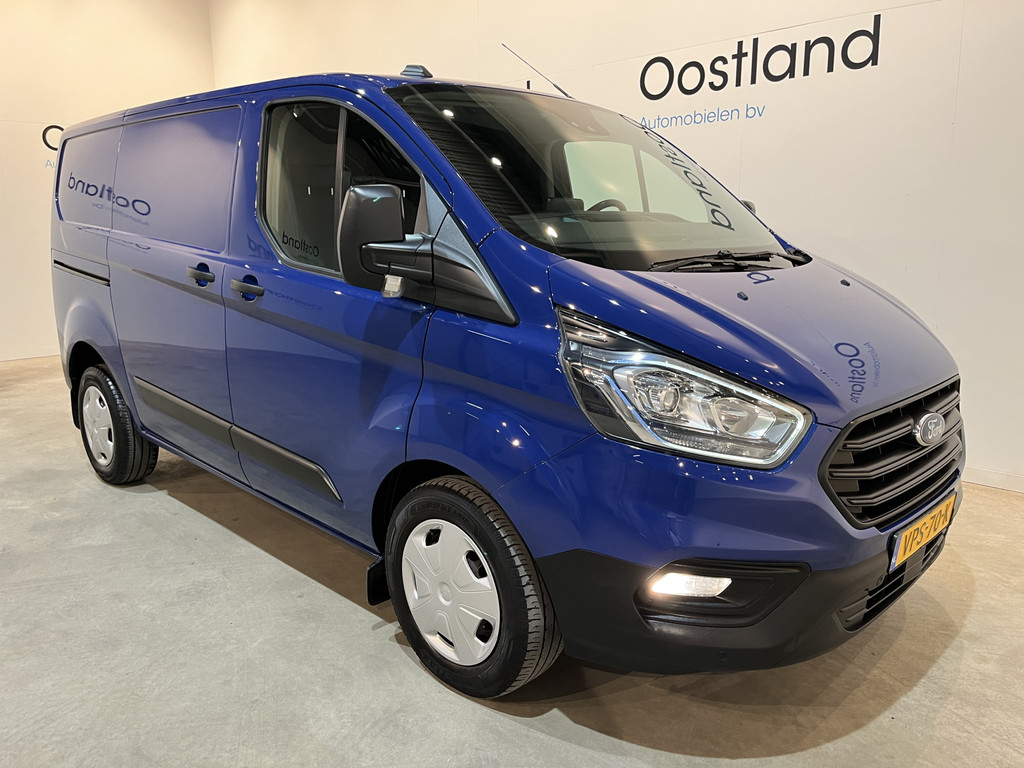 Ford Transit Custom 280 2.0 TDCI L1H1 Trend 130 PK Automaat / Euro 6 / Schuifdeur L + R / Airco / CarPlay / Cruise Control Adap. / Trekhaak / Navigatie / 3-Zits 17